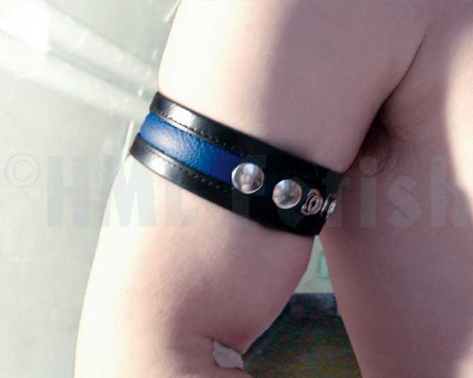 Code-Muskelband mit farbigem Streifen